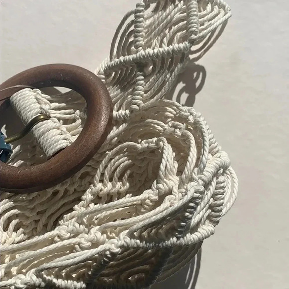 Universal Thread Wood O Ring Belt - Picture 5 of 10